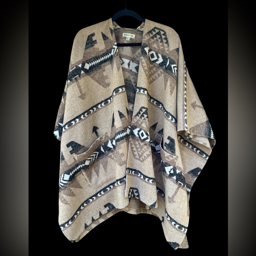 Tassels n Lace Western Poncho size M/L